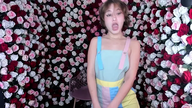 Hellen coy online show from 19, 1, 2025