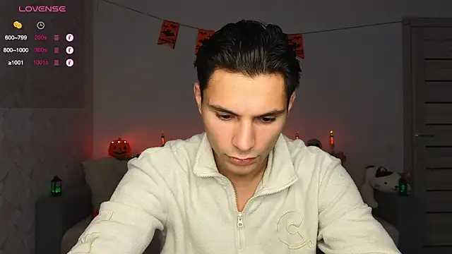 denlover1 online show from 13, 10, 2025