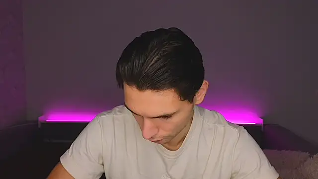 Snapshot of denlover1 chatting on 13, 2, 2026 denlover1 online show from 13, 2, 2026