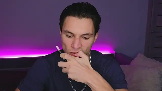 Snapshot of denlover1 chatting on 21, 2, 2026 denlover1 online show from 21, 2, 2026