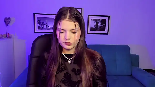 Snapshot of AdeliaKiss chatting on 14, 1, 2025 AdeliaKiss online show from 14, 1, 2025