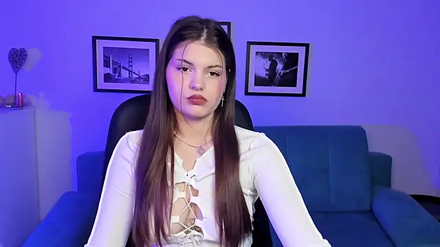 Snapshot of AdeliaKiss chatting on 14, 1, 2025 AdeliaKiss online show from 14, 1, 2025