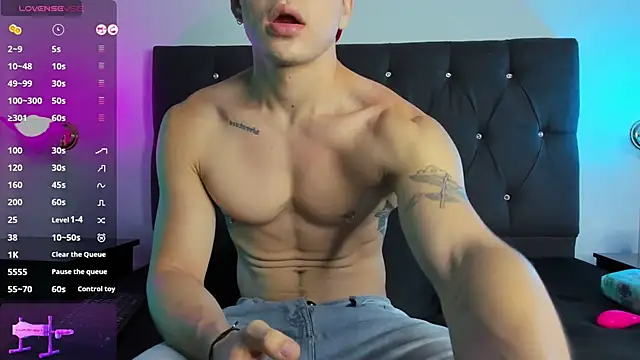 Angel Cuervo online show from 6, 3, 2025