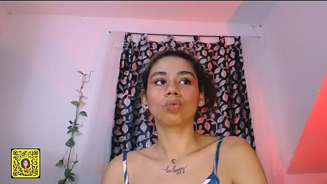 Snapshot of diamonmeli chatting on 18, 2, 2025 diamonmeli online show from 18, 2, 2025