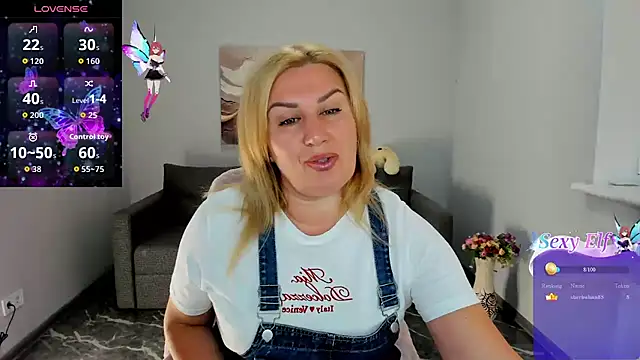 Snapshot of Lili_Crossi chatting on 6, 7, 2026 Lili Crossi online show from 6, 7, 2026