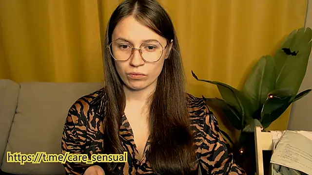 M Sensual online show from 4, 12, 2024