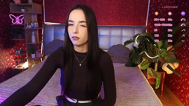 Snapshot of AuroraAksnesss chatting on 2, 2, 2025 AuroraAksnesss online show from 2, 2, 2025