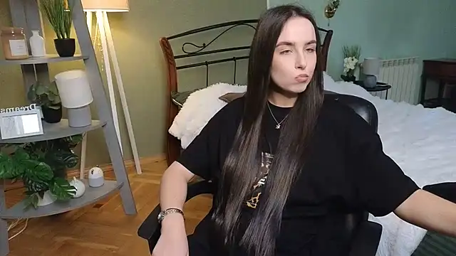 Snapshot of AuroraAksnesss chatting on 13, 2, 2025 AuroraAksnesss online show from 13, 2, 2025