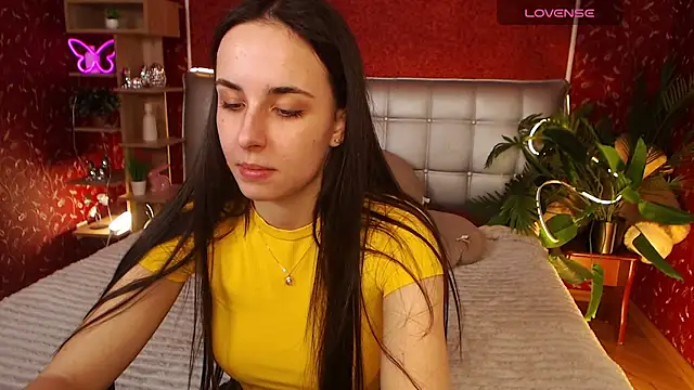 Snapshot of AuroraAksnesss chatting on 3, 3, 2025 AuroraAksnesss online show from 3, 3, 2025