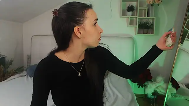 Snapshot of AuroraAksnesss chatting on 11, 3, 2025 AuroraAksnesss online show from 11, 3, 2025