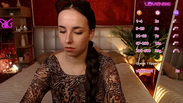 Snapshot of AuroraAksnesss chatting on 12, 3, 2025 AuroraAksnesss online show from 12, 3, 2025