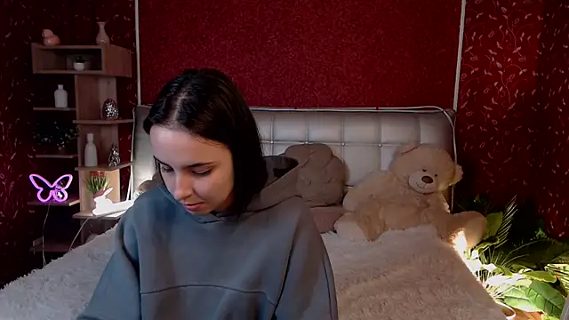 Snapshot of AuroraAksnesss chatting on 30, 9, 2025 AuroraAksnesss online show from 30, 9, 2025