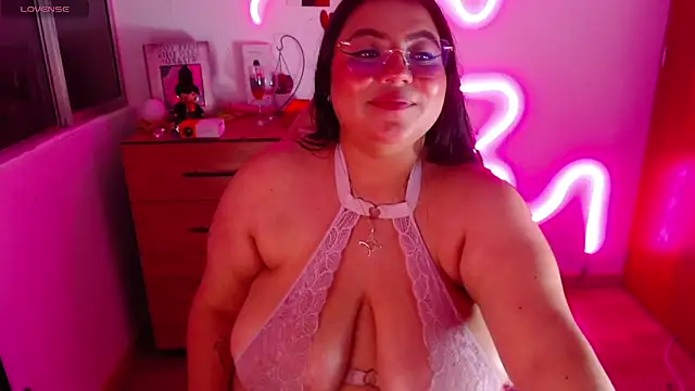 Rebeca charme21 online show from 26, 12, 2024