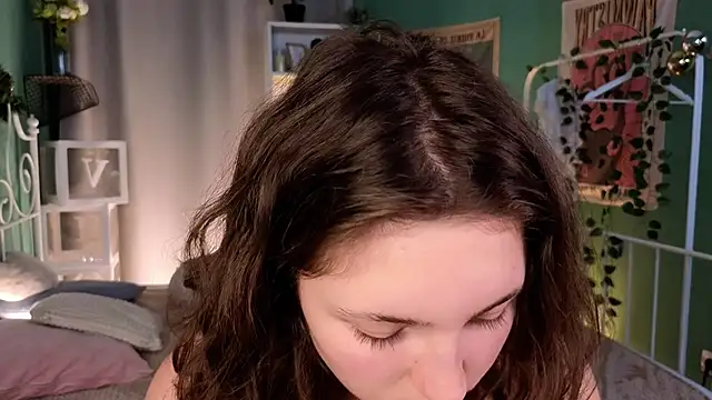 cherry lea online show from 4, 1, 2025