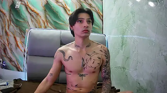 Apolo Hidalgo01 online show from 1, 2, 2025