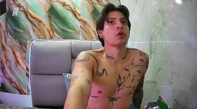 Apolo Hidalgo01 online show from 5, 2, 2025