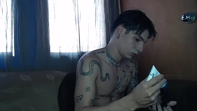 Snapshot of Apolo_Hidalgo01 chatting on 4, 2, 2026 Apolo Hidalgo01 online show from 4, 2, 2026