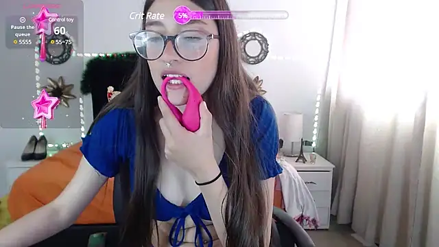 Snapshot of zoe_sweet5 chatting on 21, 12, 2024 zoe sweet5 online show from 21, 12, 2024