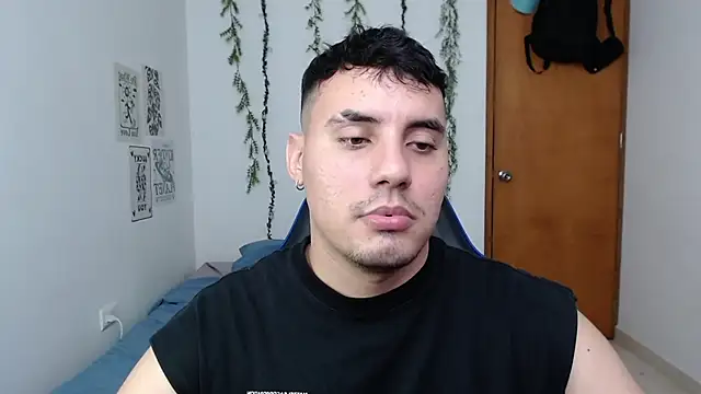 Snapshot of Donovanarmyy chatting on 17, 10, 2025 Donovanarmyy online show from 17, 10, 2025
