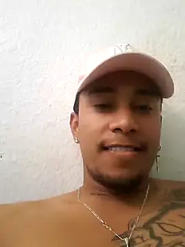 Snapshot of diablonegro69 chatting on 2, 12, 2024 diablonegro69 online show from 2, 12, 2024