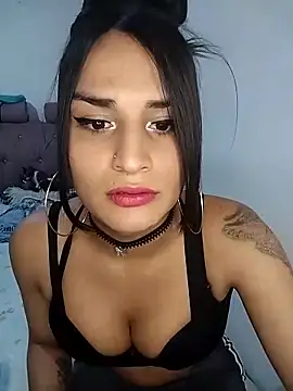 Snapshot of Pussycat_9999 chatting on 2, 12, 2024 Pussycat 9999 online show from 2, 12, 2024