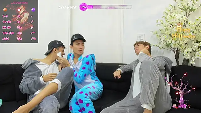 StrawwBoys online show from 16, 10, 2025