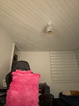 Anily Lovely online show from 6, 10, 2025