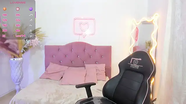 kendra tay online show from 28, 11, 2025