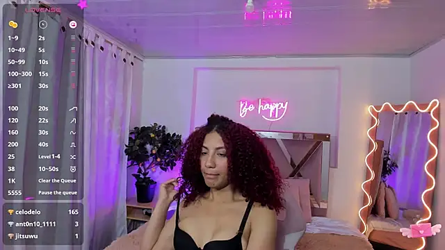 Daphnne tay online show from 13, 2, 2025