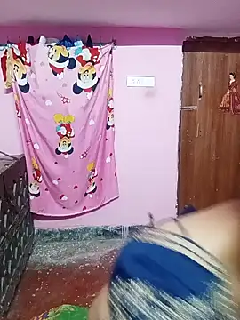 Snapshot of Cute-Simmi chatting on 5, 12, 2024 Cute-Simmi online show from 5, 12, 2024