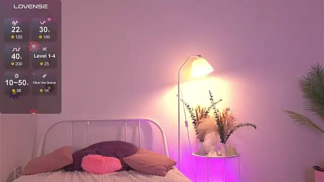 Snapshot of tender_babyy chatting on 5, 10, 2025 tender babyy online show from 5, 10, 2025