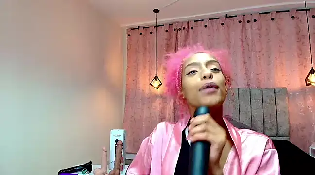 Zia Green online show from 22, 3, 2025