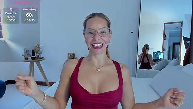 AvaCollinss online show from 21, 10, 2025