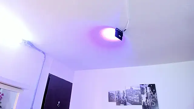 Amy Kiitty  online show from 3, 11, 2025