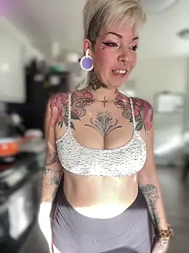 GoldieBakeman online show from 18, 12, 2025