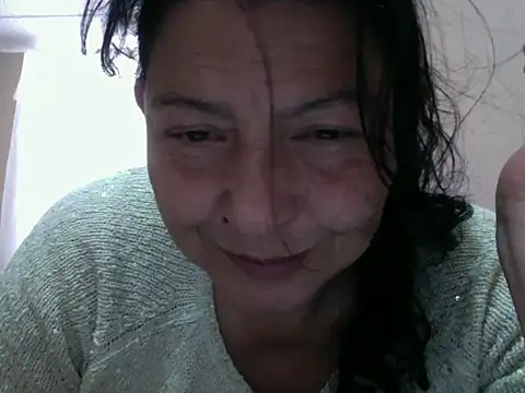 Snapshot of straichathot_08 chatting on 4, 12, 2025 straichathot 08 online show from 4, 12, 2025