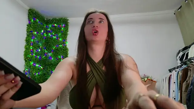 Lorennameliyy online show from 25, 1, 2025