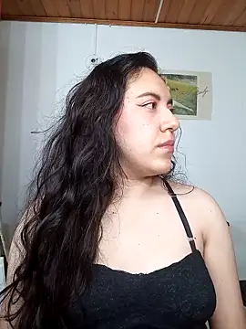 Emi chik online show from 18, 12, 2025