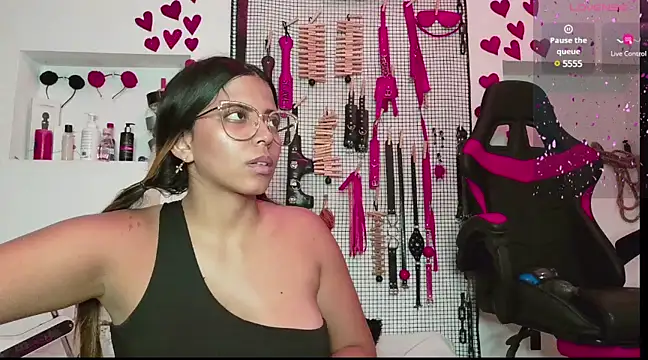 Snapshot of Megaan_Greey chatting on 8, 3, 2025 Megaan Greey online show from 8, 3, 2025