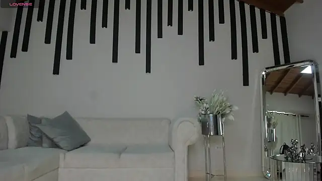 KatieNolan 1 online show from 3, 3, 2025