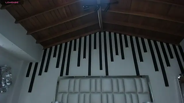 KatieNolan 1 online show from 12, 1, 2026