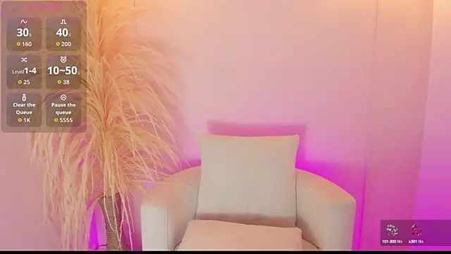 Snapshot of thaliafox_ chatting on 23, 9, 2025 thaliafox  online show from 23, 9, 2025