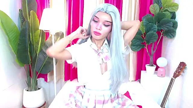 Notaestheticallykylinee online show from 17, 6, 2026