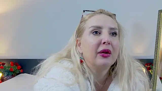 Snapshot of MariaRichi_ chatting on 22, 2, 2025 MariaRichi  online show from 22, 2, 2025