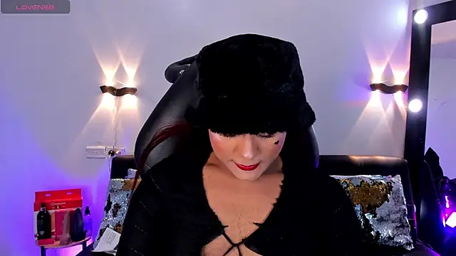 Emili Roux online show from 19, 4, 2026