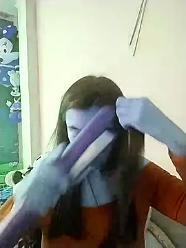 Snapshot of hailey85 chatting on 8, 3, 2025 hailey85 online show from 8, 3, 2025