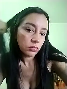 Snapshot of hailey85 chatting on 16, 10, 2025 hailey85 online show from 16, 10, 2025