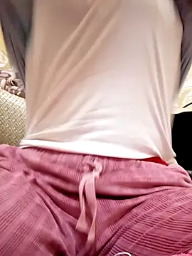 Snapshot of yasima-39 chatting on 3, 1, 2025 yasima-39 online show from 3, 1, 2025