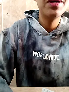 Snapshot of yasima-39 chatting on 24, 1, 2025 yasima-39 online show from 24, 1, 2025