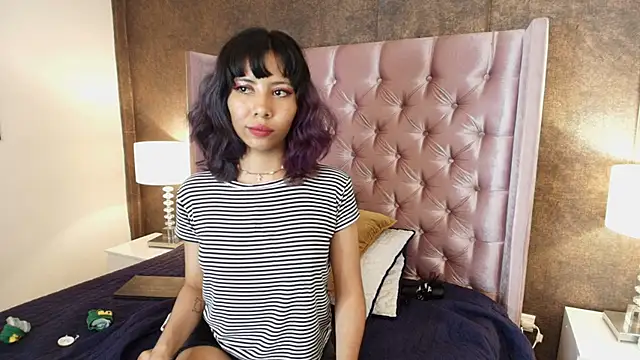 Snapshot of Akane_Uwu chatting on 19, 2, 2025 Akane Uwu online show from 19, 2, 2025